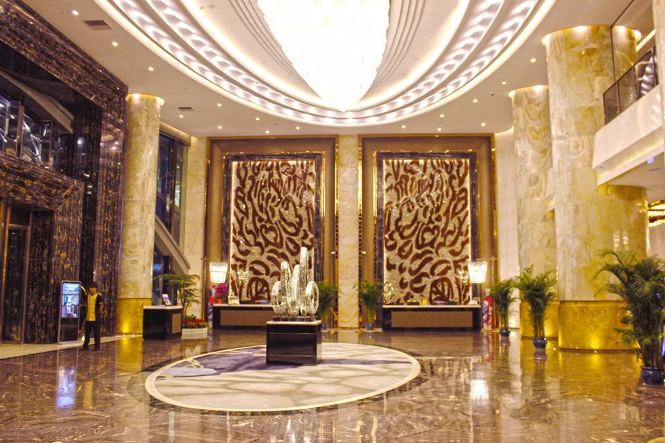 Wuhan Youyi International Hotel Bagian luar foto